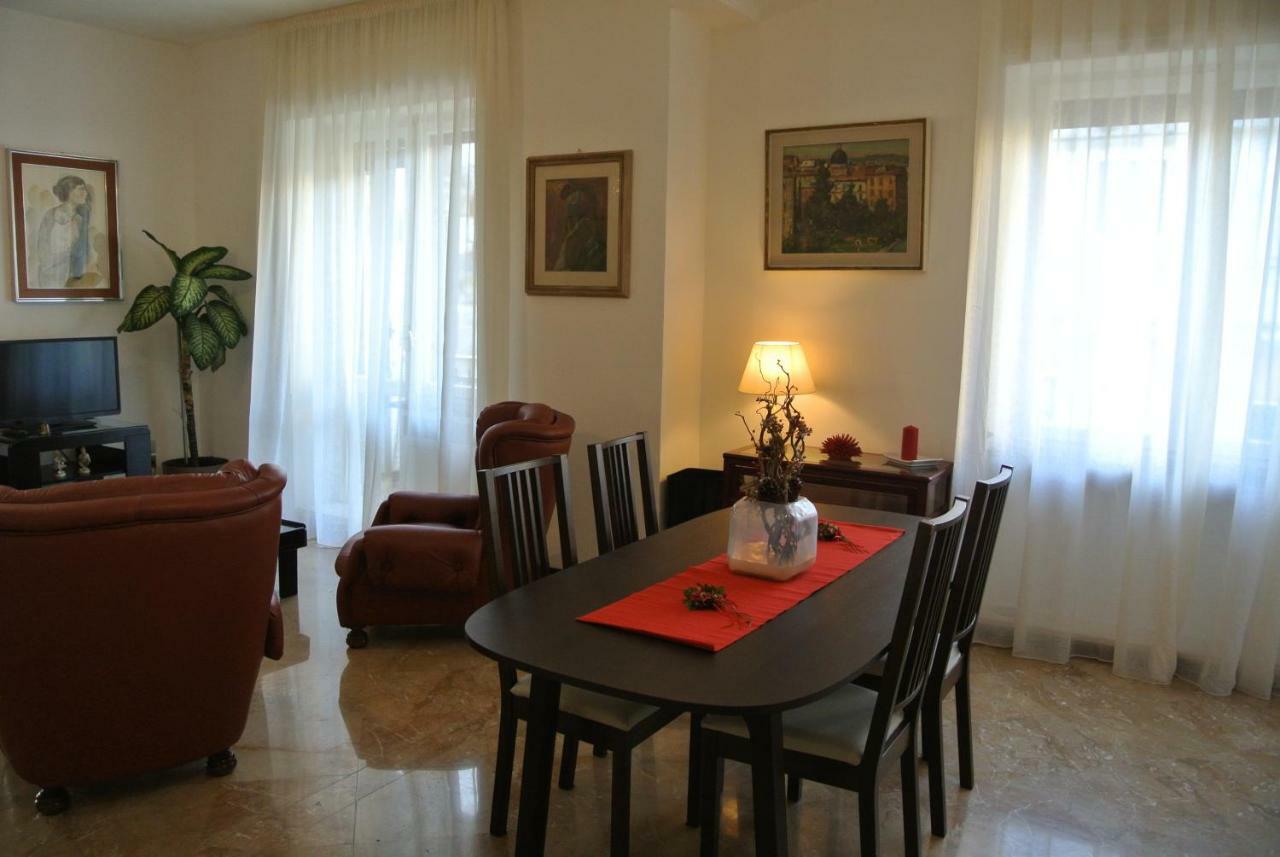 Casa Di Linda Apartment Salerno Exterior photo