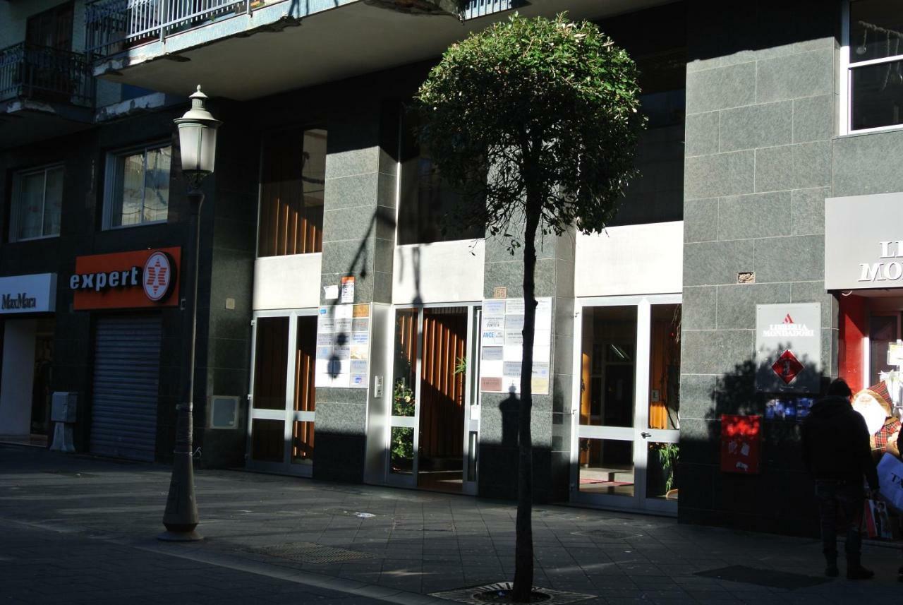 Casa Di Linda Apartment Salerno Exterior photo